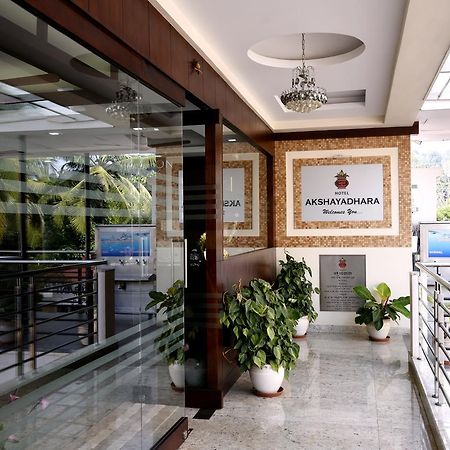 Hotel Akshayadhara Subrahmanya Buitenkant foto